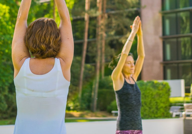 Cinq Mondes yoga outdoor course