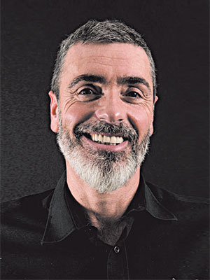 David Grand, formateur et créateur de soin signature