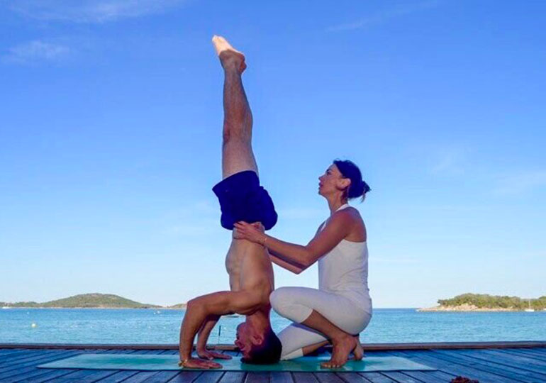 festi yoga porto vecchio posture 2 vue mer