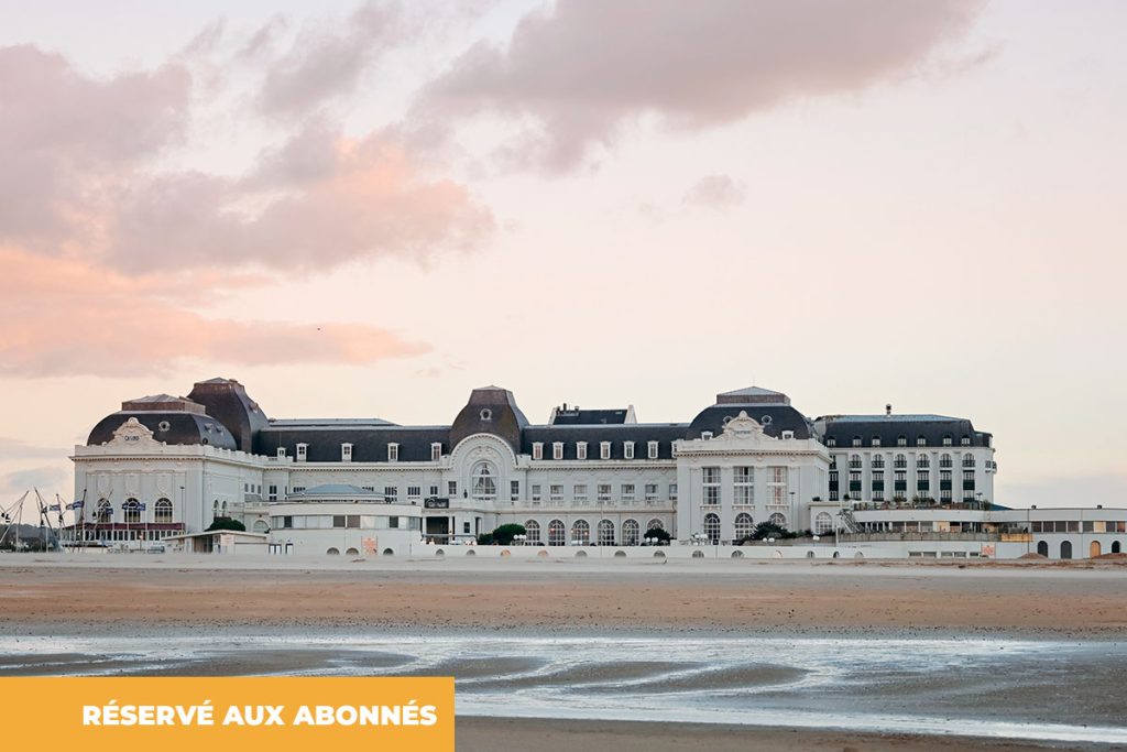 Sur la plage iconique de Trouville-Sur-Mer, Les Cures Marines Hotel & Spa Trouville - MGallery Collection domine l’horizon. Depuis décembre 2023, cet hôtel 5* est l’écrin du tout premier The Purist Retreat & Spa, avec des espaces bien-être complétement repensés pour l’occasion.